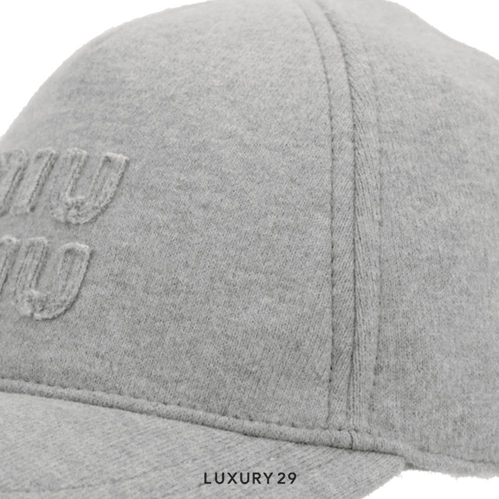 Miu Miu logo-embroidered cap Miu Miu logo-embroidered cap