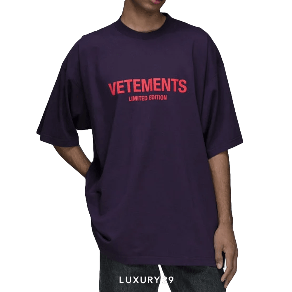 VETEMENTS Purple t-shirt with logo print