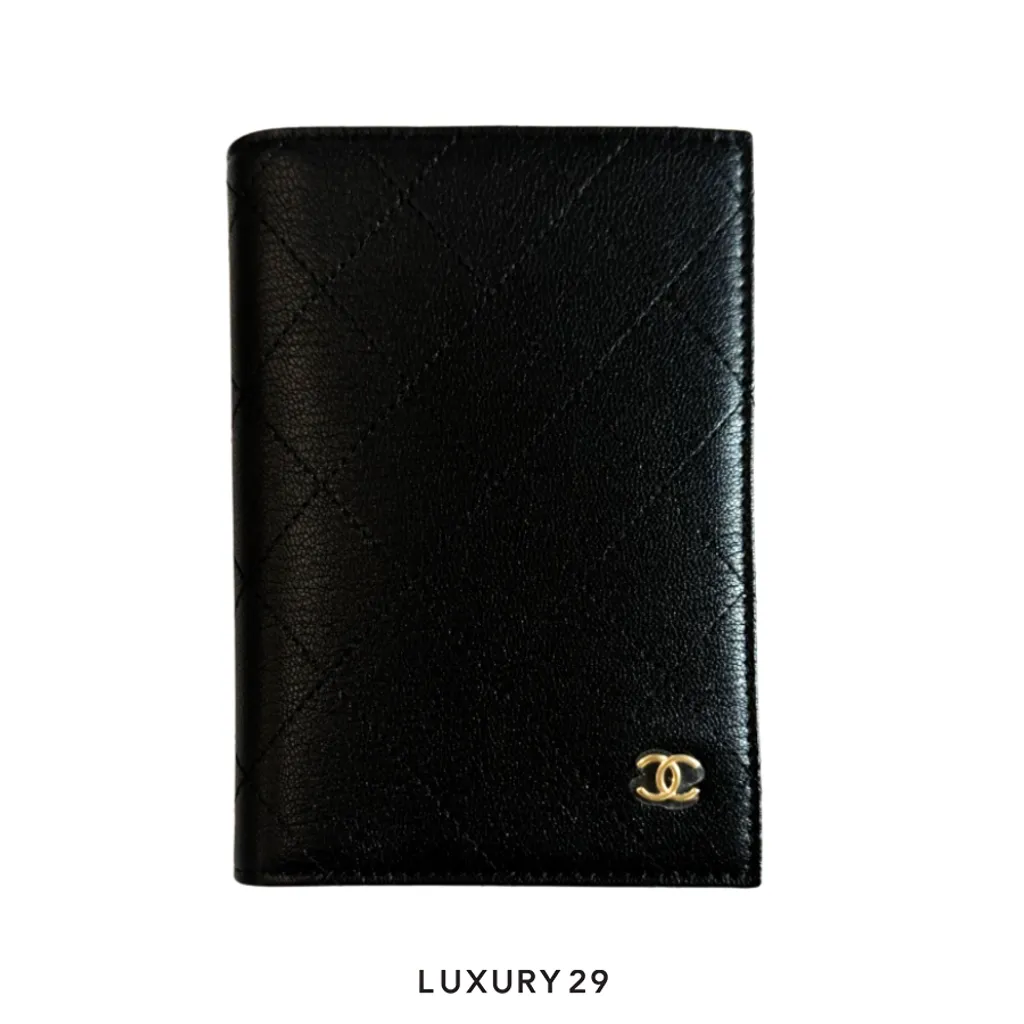 Chanel Classic Passport Case in black grained calfskin leather with a gold-tone metal CC logo(Small, Black)