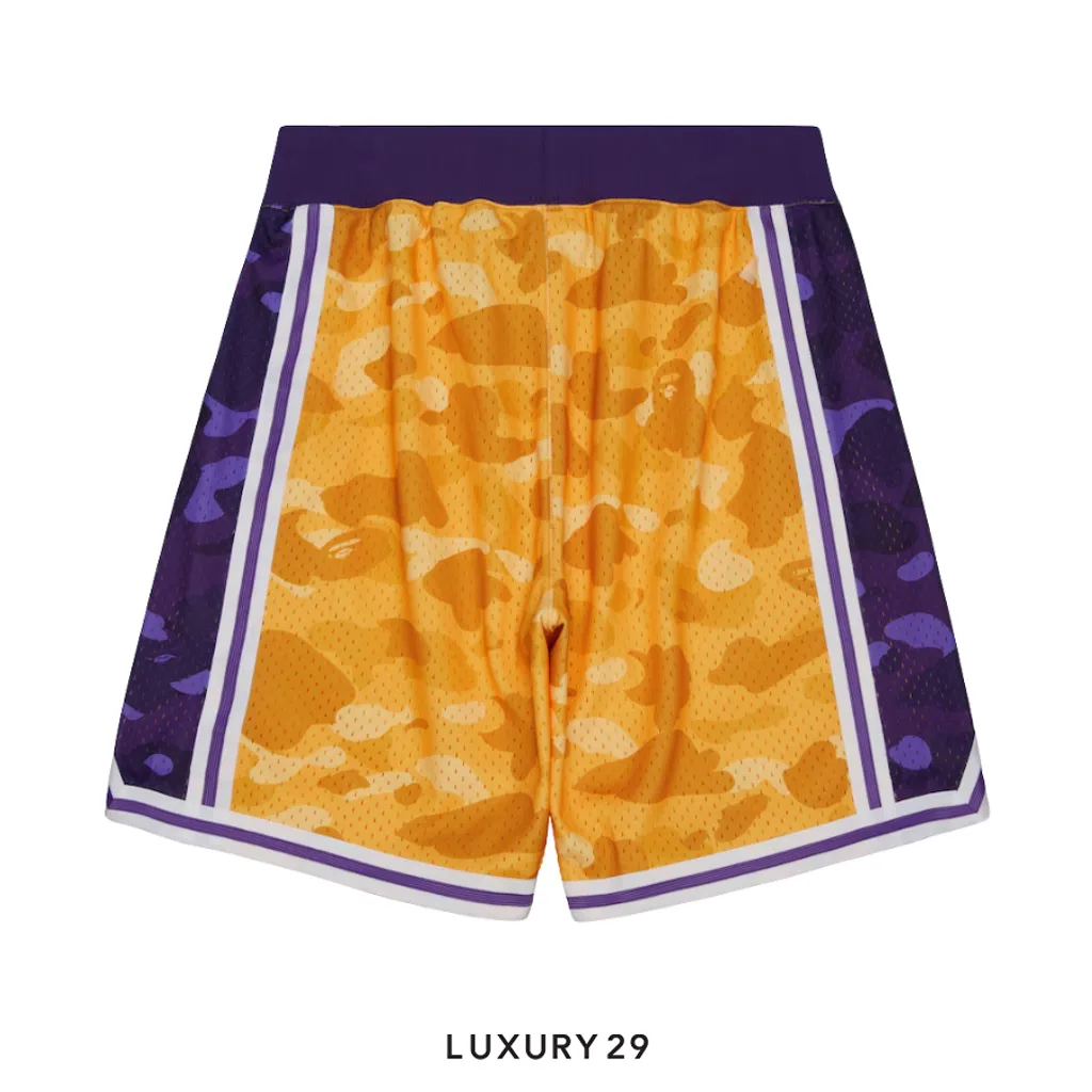 BAPE x Mitchell & Ness NBA Los Angeles Lakers Swingman Shorts(L, Yellow)