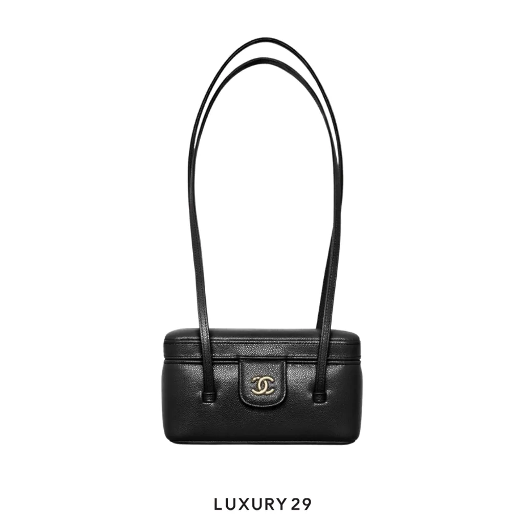 Chanel Long Vanity with Leather Strap Grained Shiny Calfskin & Gold-Tone Metal 
Black(Small, Black)
