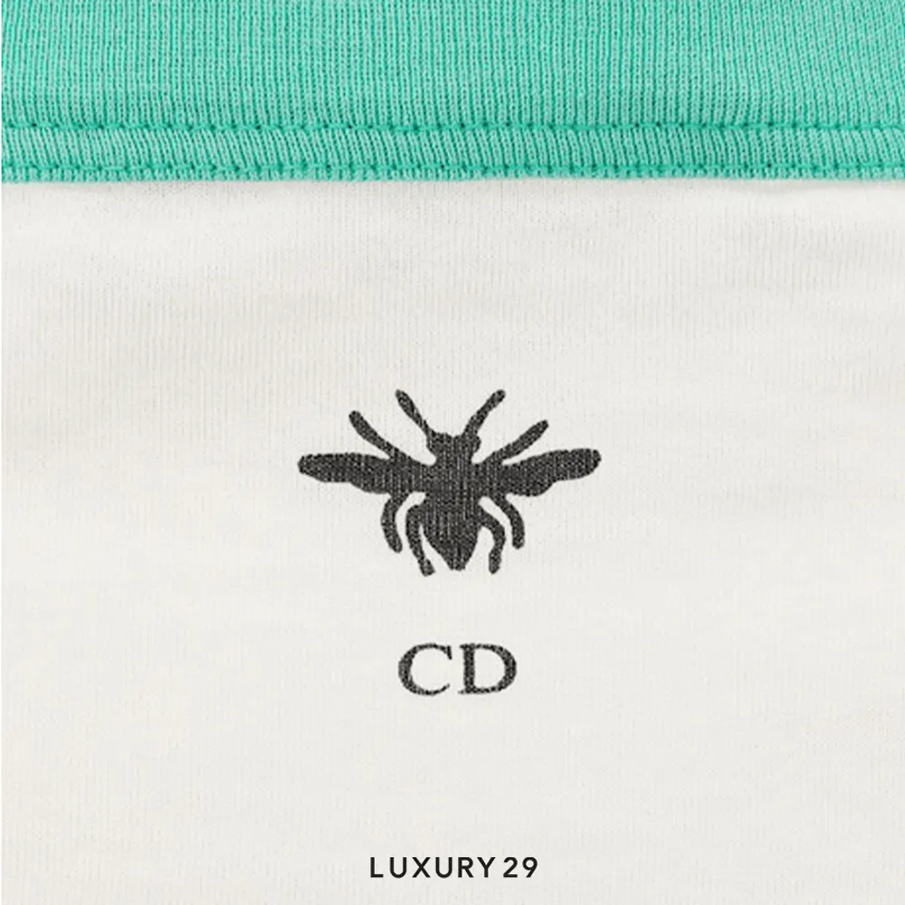 アクアマリンカラーが爽やかな気分に Dior\tDioriviera Tシャツ アクアマリンカラーが爽やかな気分に Dior Dioriviera Tシャツ