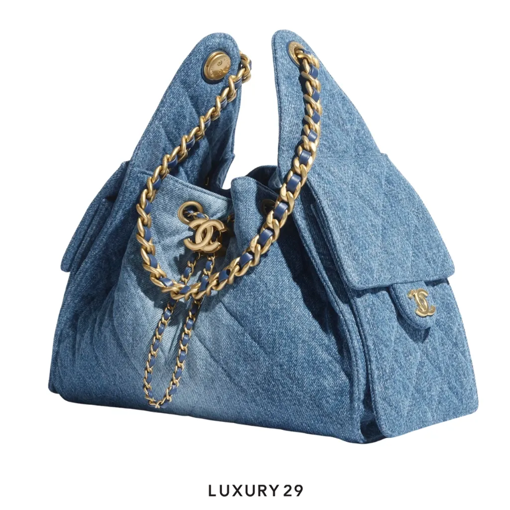 Chanel 25 Small Handbag Washed denim and gold-colored metal Light blue(Small, Blue)