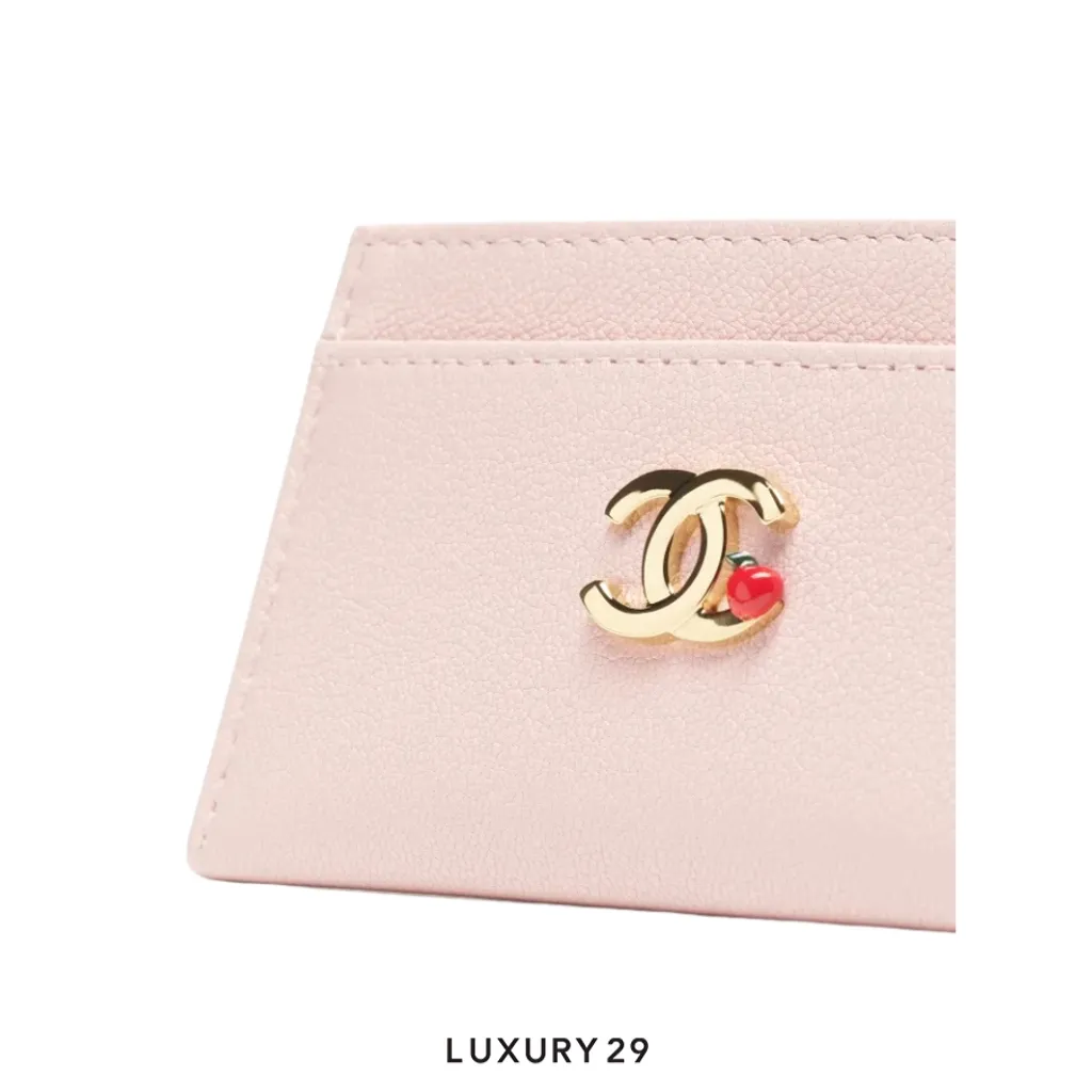 Chanel Card holder Grained goatskin leather enamel and gold-colored metal Light Pink(Small, Pink)