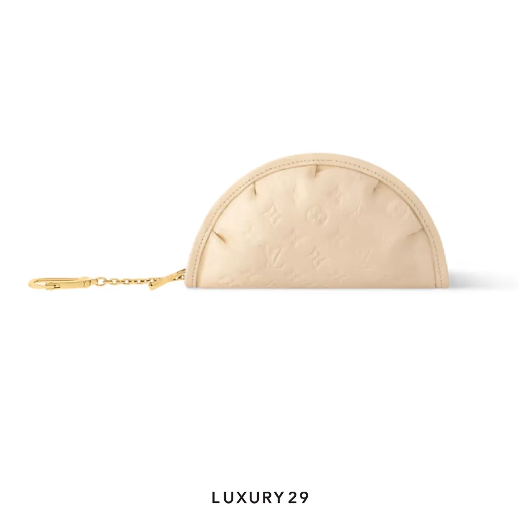 LOUIS VUITTON LV Gyoza key case(Small, Neutrals)