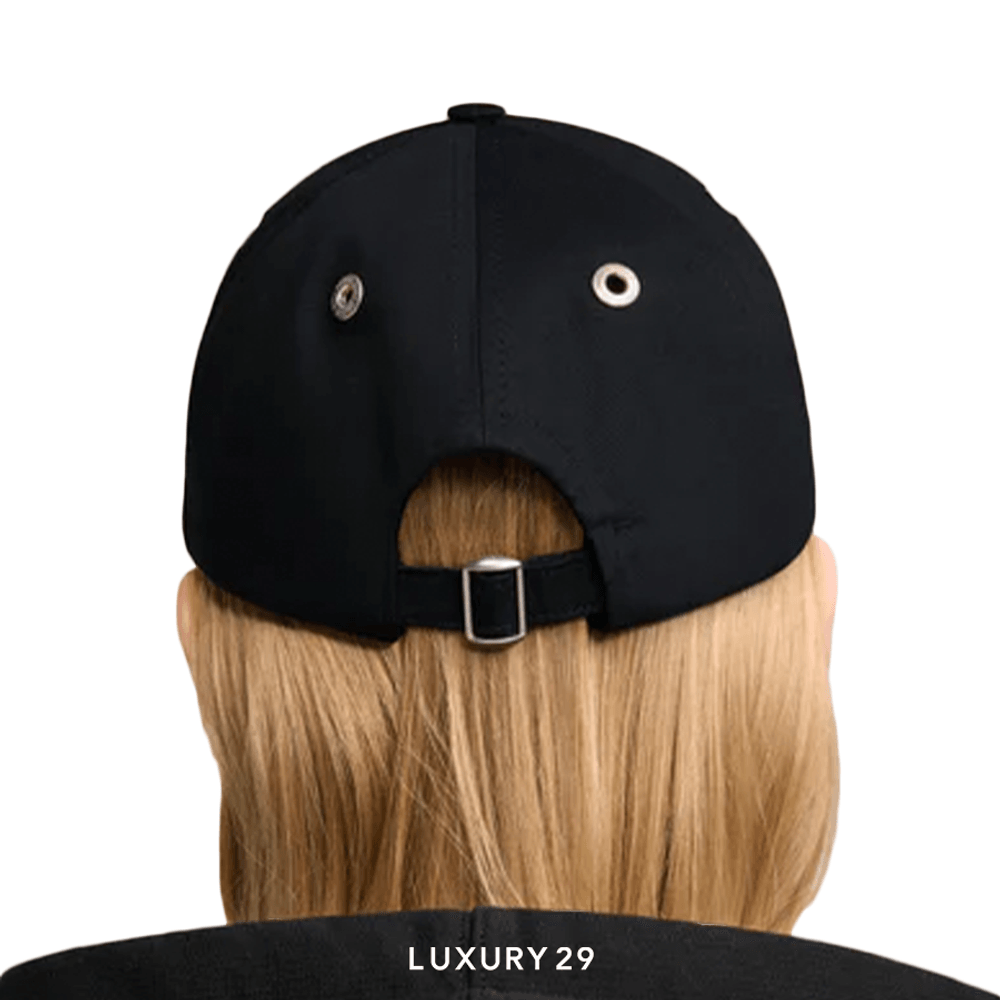 Ami Embroidery Cap BLACK(Free Size, Black)
