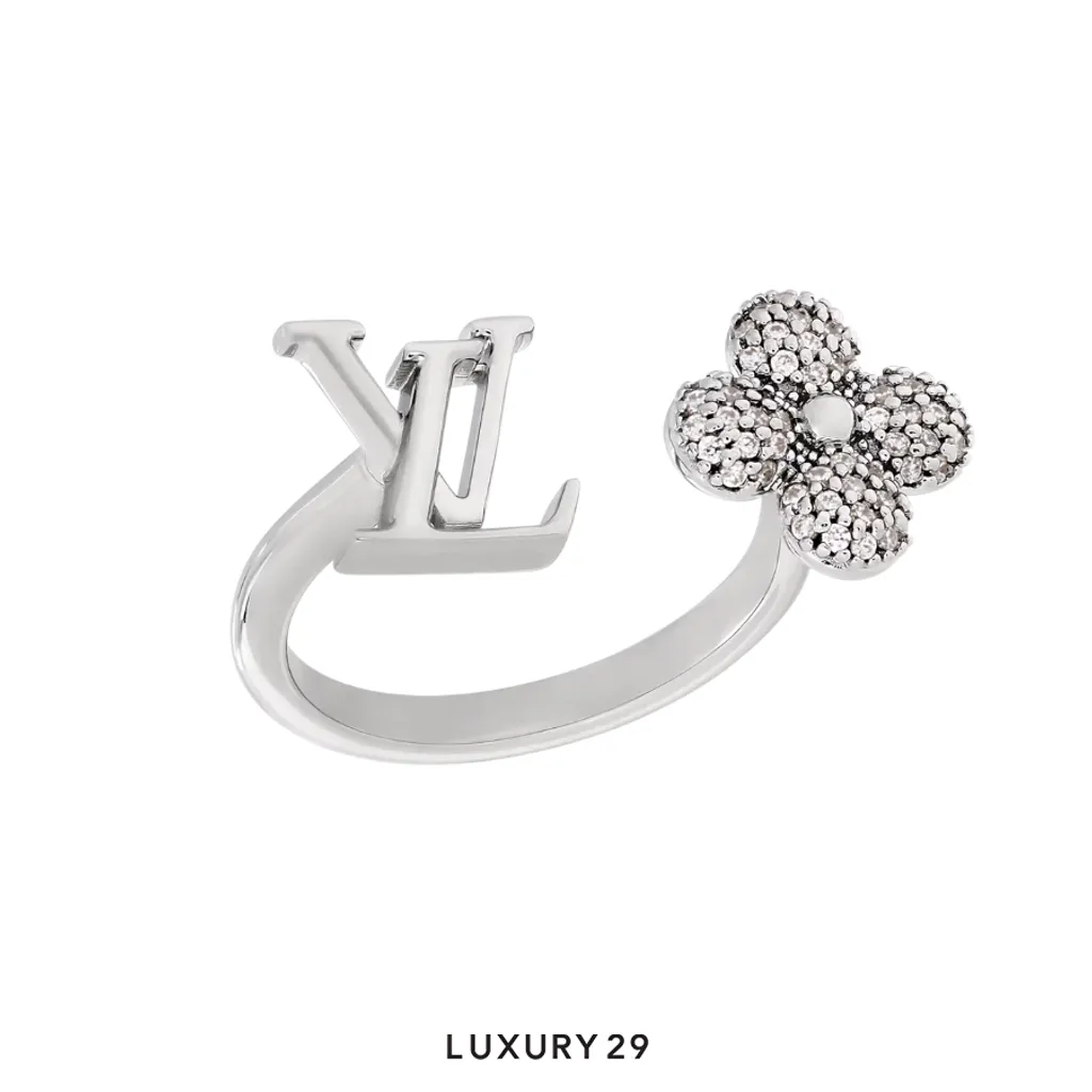 Louis Vuitton LV Louisette Signature Strass Ring Silver(Medium, Silver)