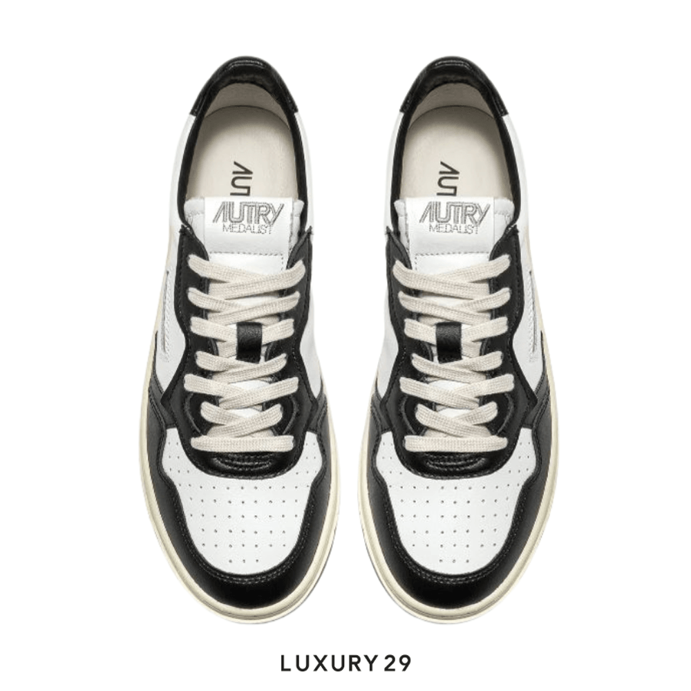 AUTRY SNEAKERS WOMAN MEDALIST LOW SNEAKERS IN TWO-TONE LEATHER COLOR WHITE AND BLACK(M)(40, Black)
