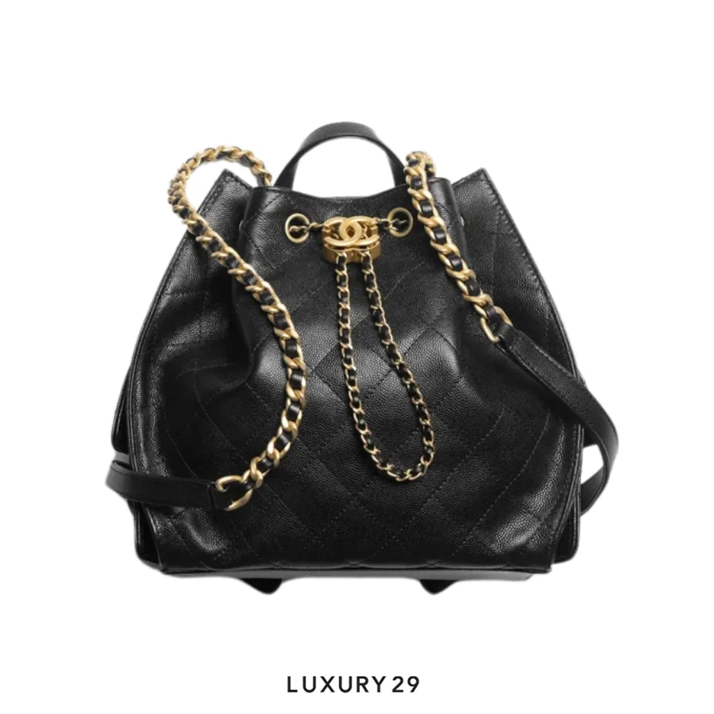 Chanel 25 Medium Backpack Grained Calfskin & Gold-Tone Metal Black(Medium, Black)