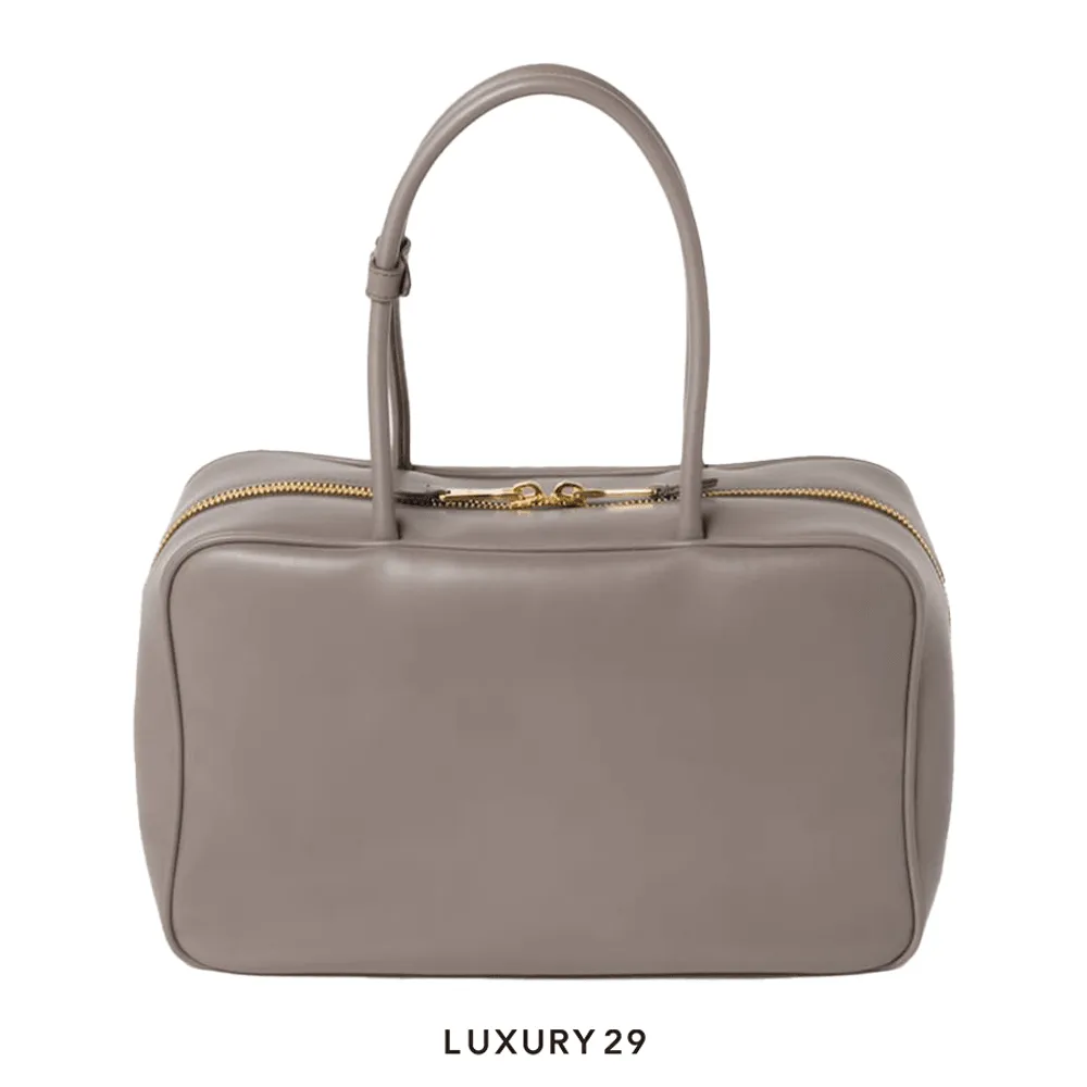 Miu Miu Leather Beau Bag Clay Grey(Medium, Grey)