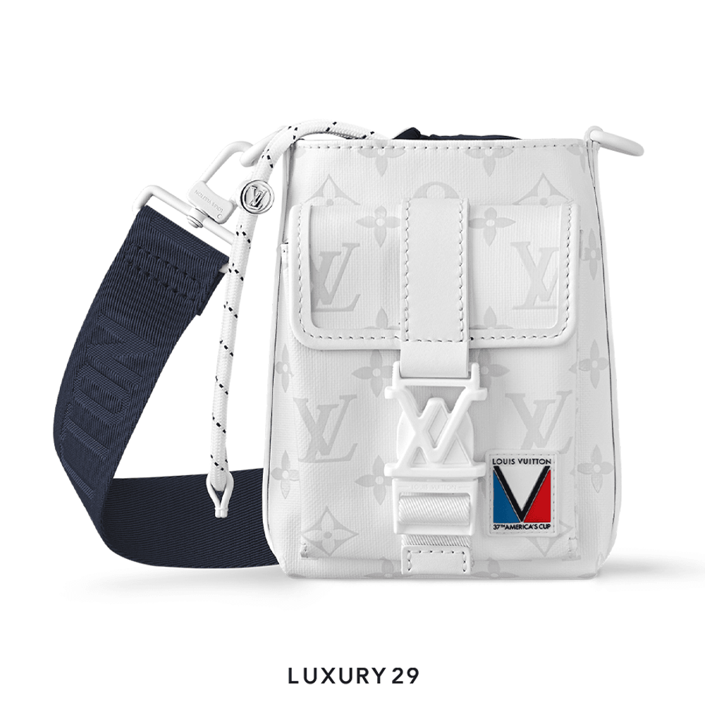 Louis Vuitton LV Float Wearable Wallet(Small, White)