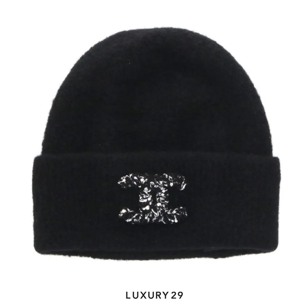 CHANEL Coco Mark Sequined Cashmere Beanie Black(Free Size, Black)