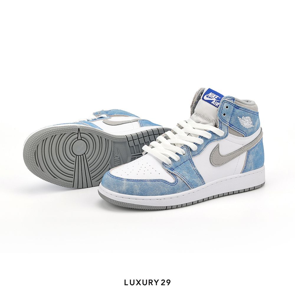 Nike Jordan 1 Retro High Hyper Royal Smoke Grey (GS)(36, Grey)
