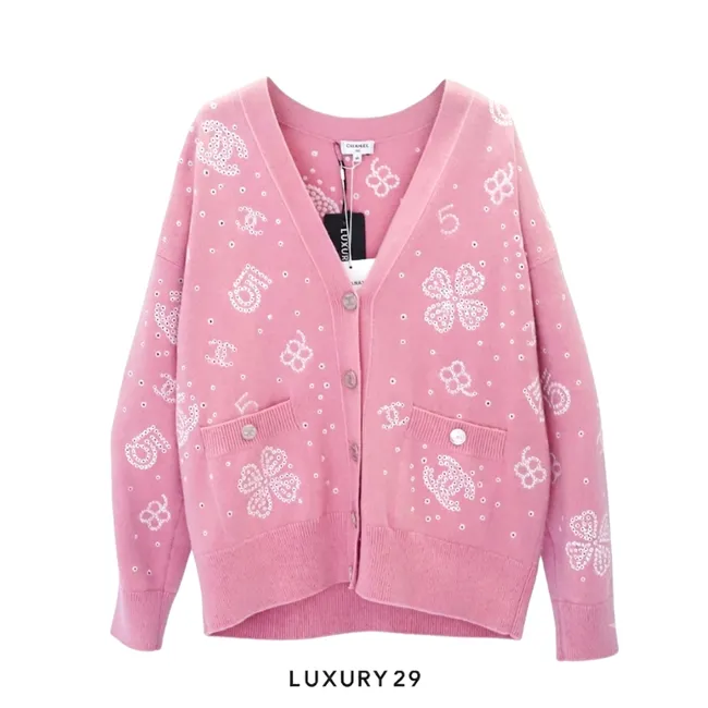 Chanel PINK KNIT T SHIRT WITH BUTTONS + CC logo all over with flowers