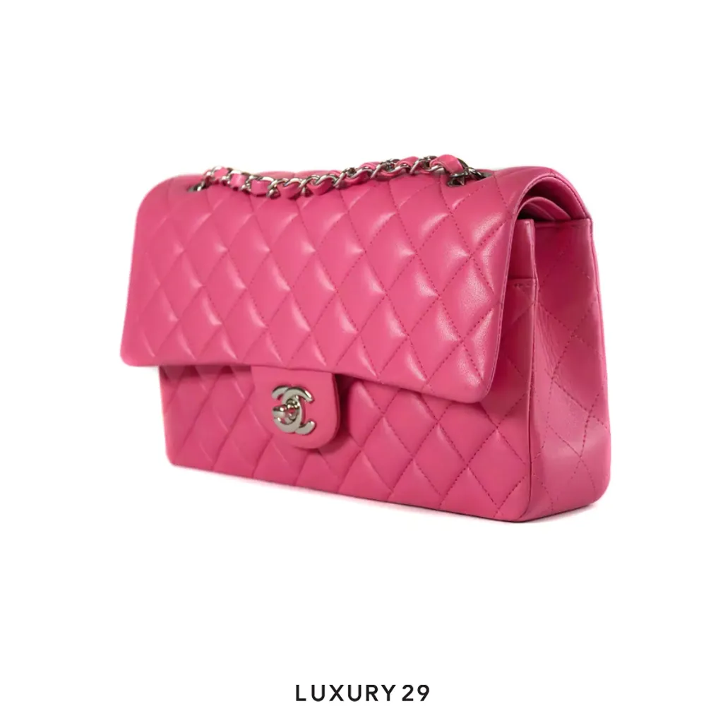 Chanel Classic Medium Flap Bag Pink(Medium, Pink)