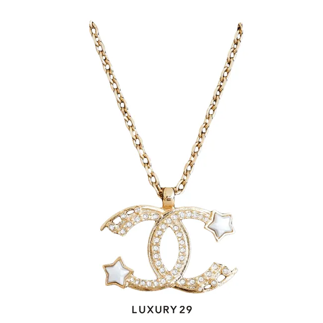 Chanel Necklaces & Pendants