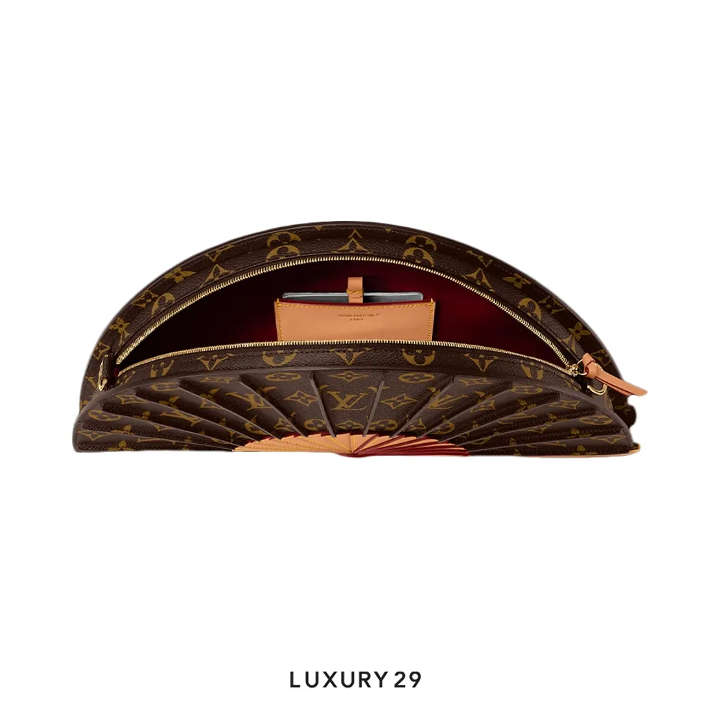 Louis Vuitton LV Fan(Small, Brown)