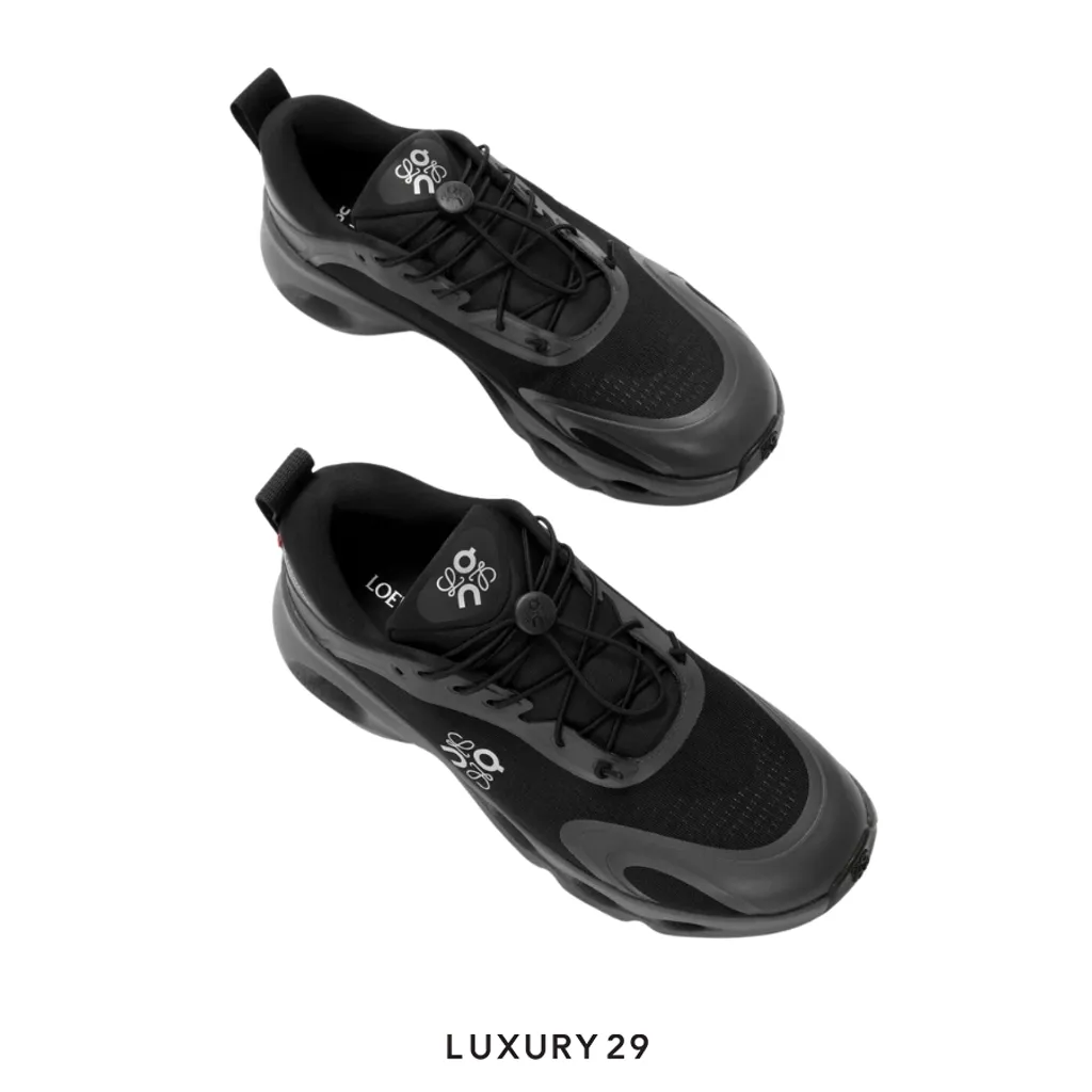 On X Loewe Cloudsolo Polyster Black(42, Black)