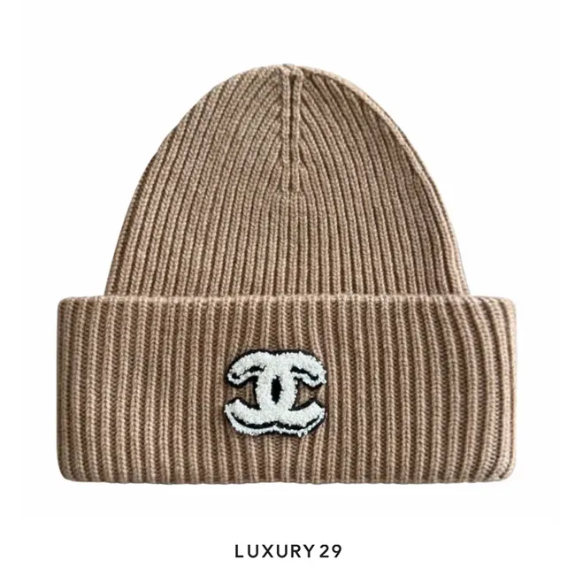 Chanel Bere Beanie Beige