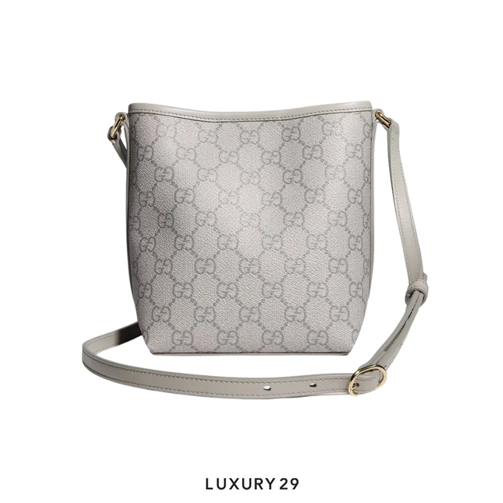 Gucci GG Emblem nano bucket bag(Medium, Grey)