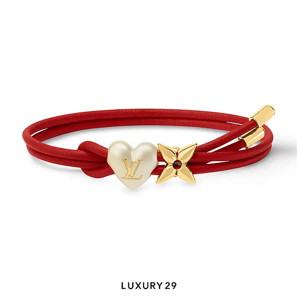 Louis Vuitton LV LV Bloom Pearl Heart Bracelet(Free Size, Red)
