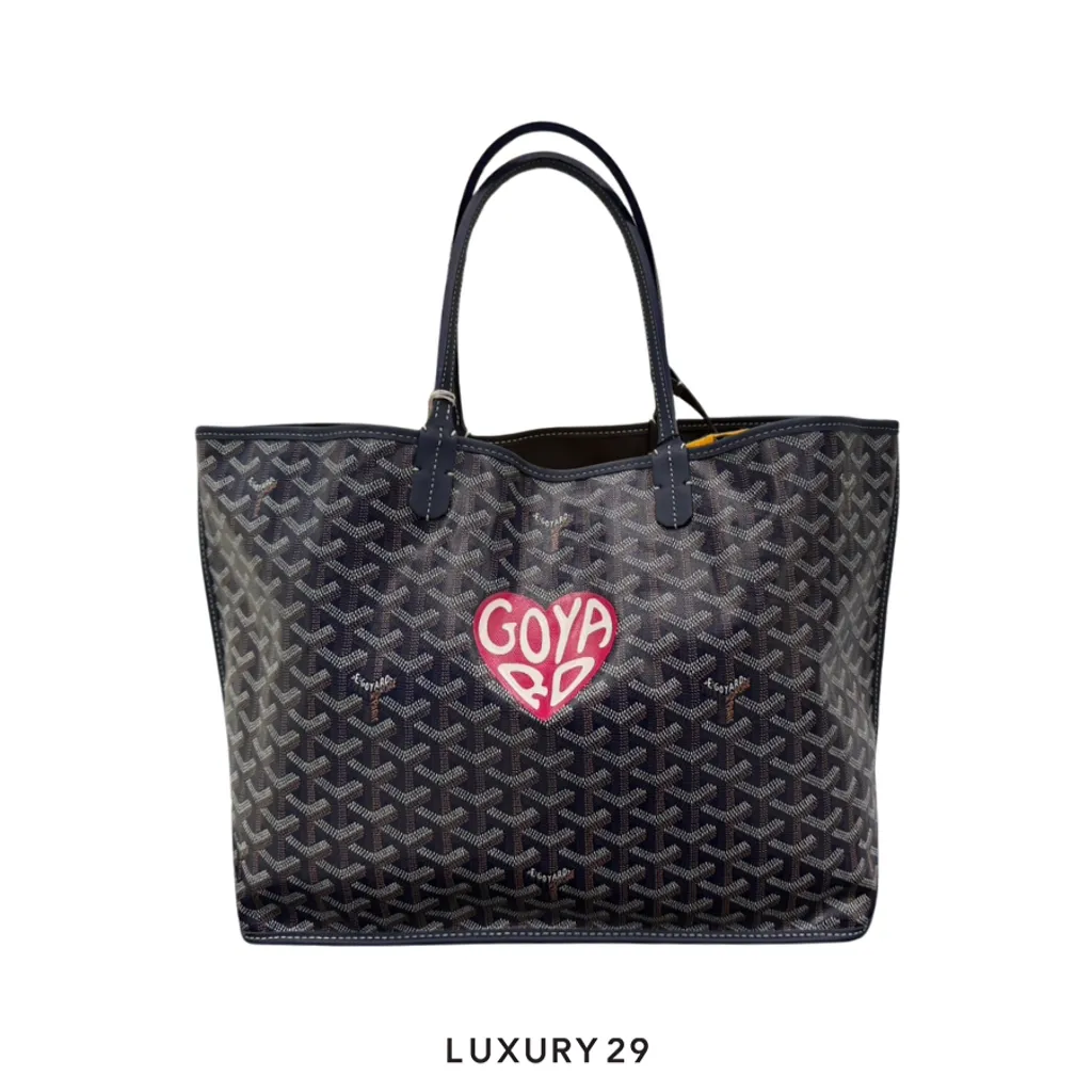 Goyard Anjou PM Bag Navy Blue Hand-Painted Heart Pink(Small, Blue)