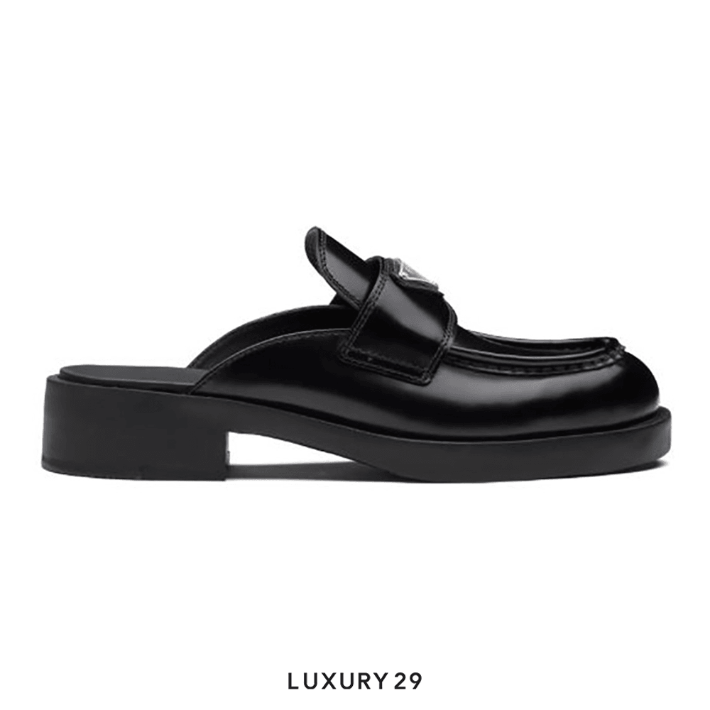 靴 PRADA square toe leather mules black 靴 PRADA square toe leather mules black Prada Leather Mules
