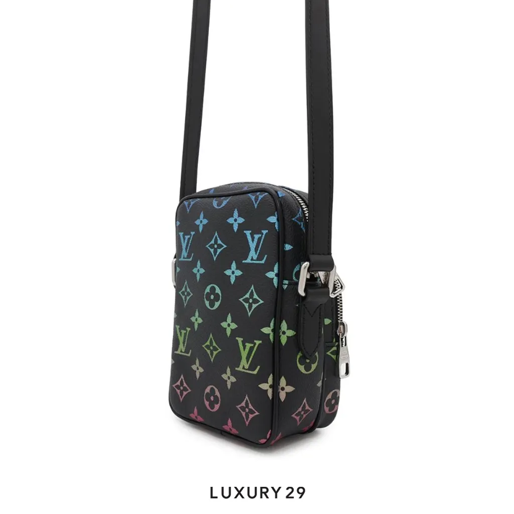 Louis Vuitton LV Monogram Iridescent Amazon(Small, Black)