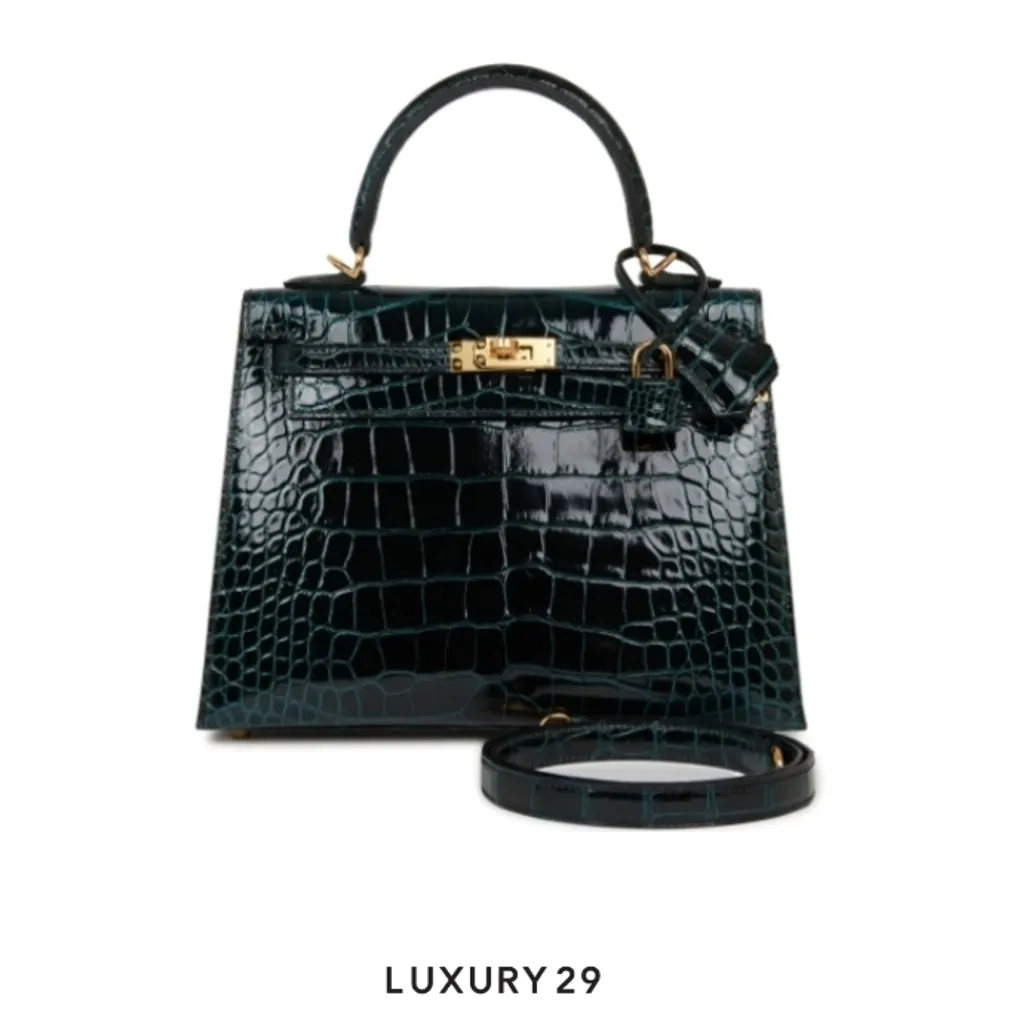 Hermes Kelly 28 Sellier Vert Cypres Alligator Shiny Gold Hardware / B Stamp (2023)(Medium, Green)