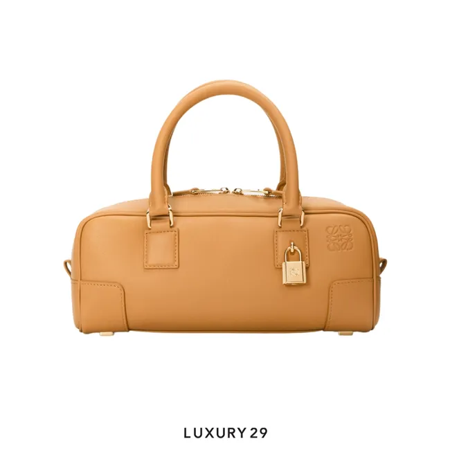 Loewe Amazona 23 Bag in Nappa Calfskin