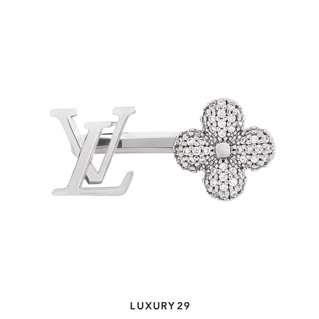 Louis Vuitton LV Louisette Signature Strass Ring Silver(Medium, Silver)