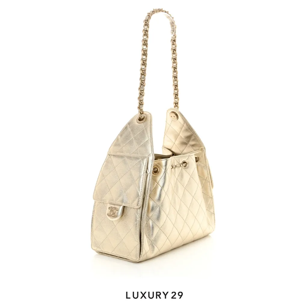 Chanel 25 Small Hand Bag Metallic Gold Caviar Light Gold Hardware(Small, Gold)