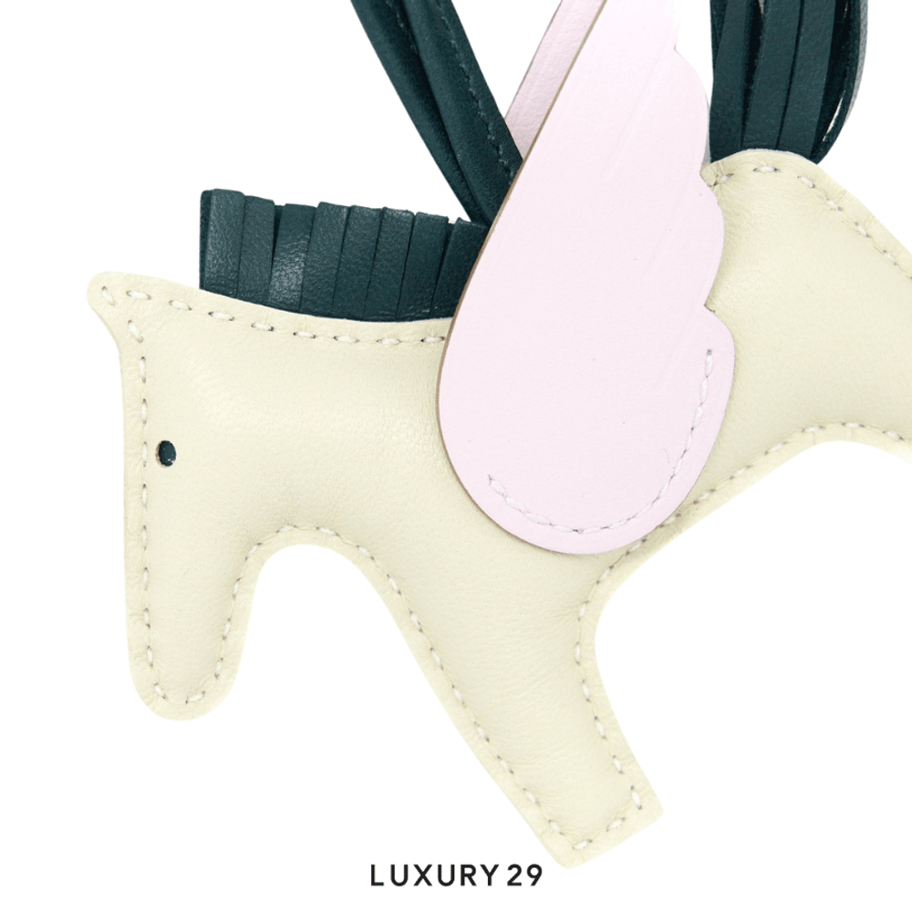 Hermes Rodeo Pegase PM charm Mauve Pale / Craie / Vert Cypress(Small, White)
