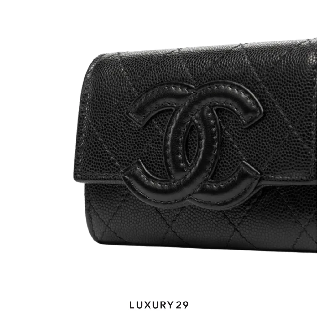 Chanel Fall Winter 2026 Pre-Collection Card Holder Shiny Grained Calfskin, Lambskin & Gold-Tone Metal Black(Small, Black)