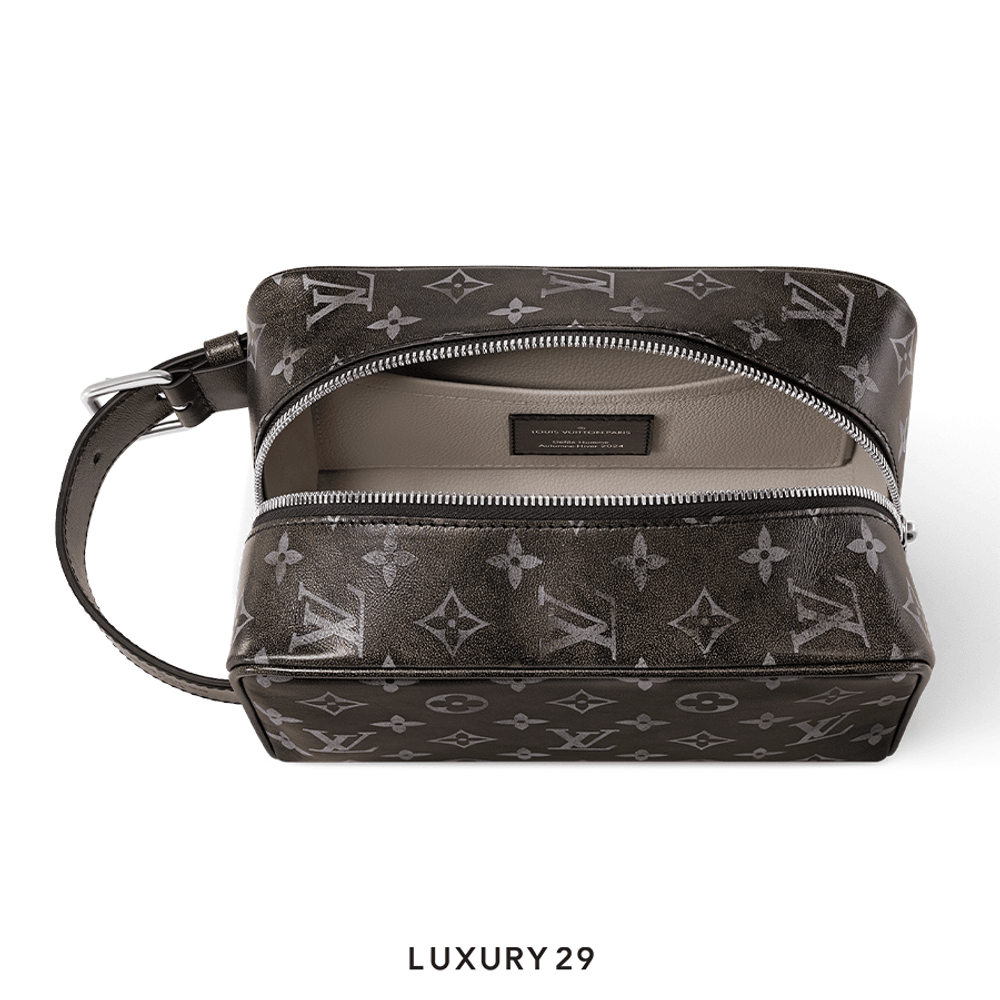 Louis Vuitton LV Locker Dopp Kit(Small, Black)