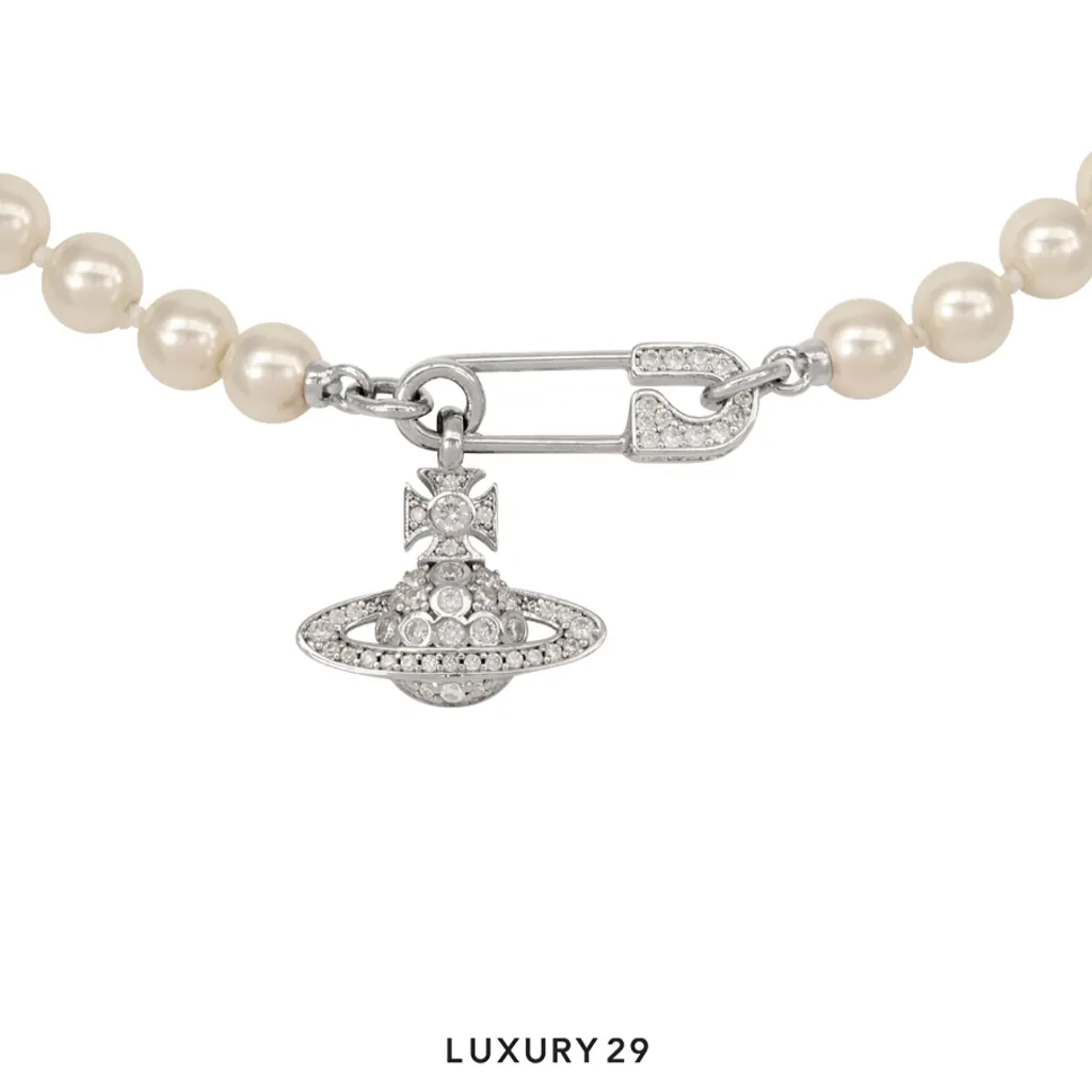 Vivienne westwood Lucrece Necklace AW 24 SI U(Free Size, Neutrals)