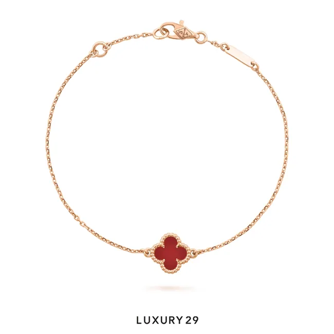 Van Cleef & Arpels Sweet Alhambra bracelet 18K rose gold, Carnelian