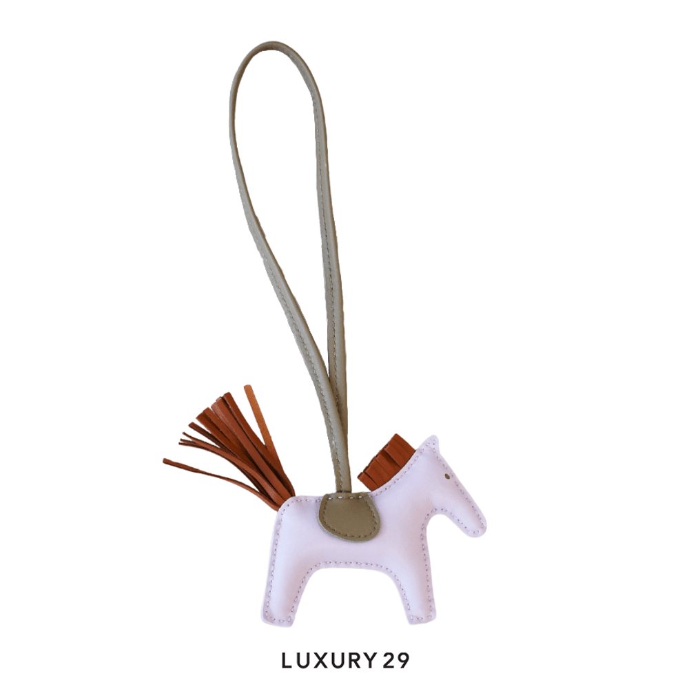 Hermes Rodeo PM charm Mauve Pale / Pain Depice / Beige Marfa(Small, Pink)