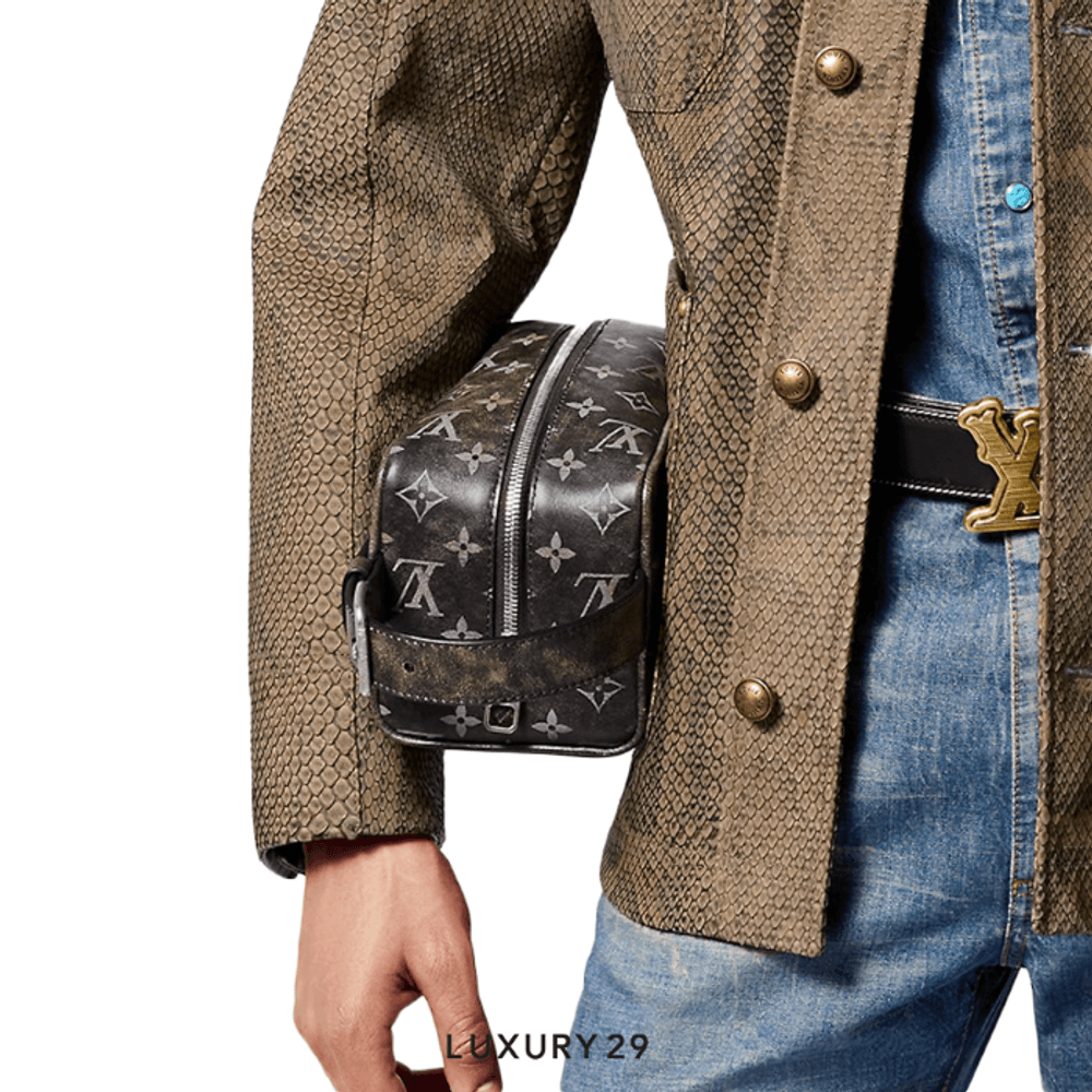 Louis Vuitton LV Locker Dopp Kit
