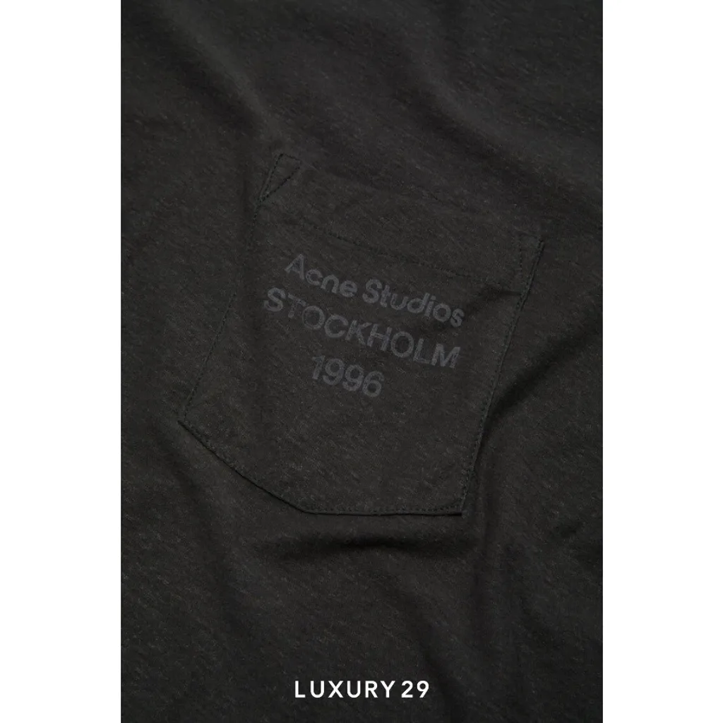 Acne Studios Logo t-shirt - Relaxed unisex fit 1996 logo on chest pocket Black(S, Black)