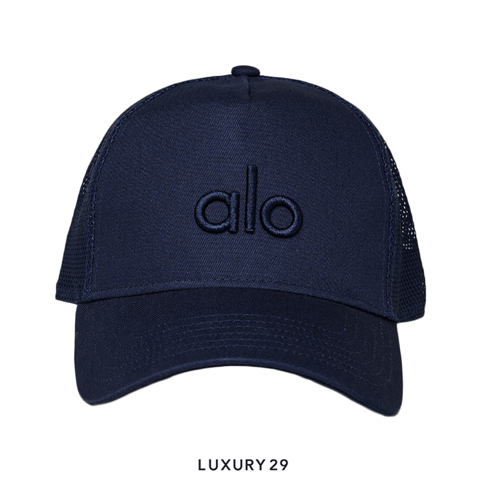 Performance District Trucker Hat - Black | Alo Yoga