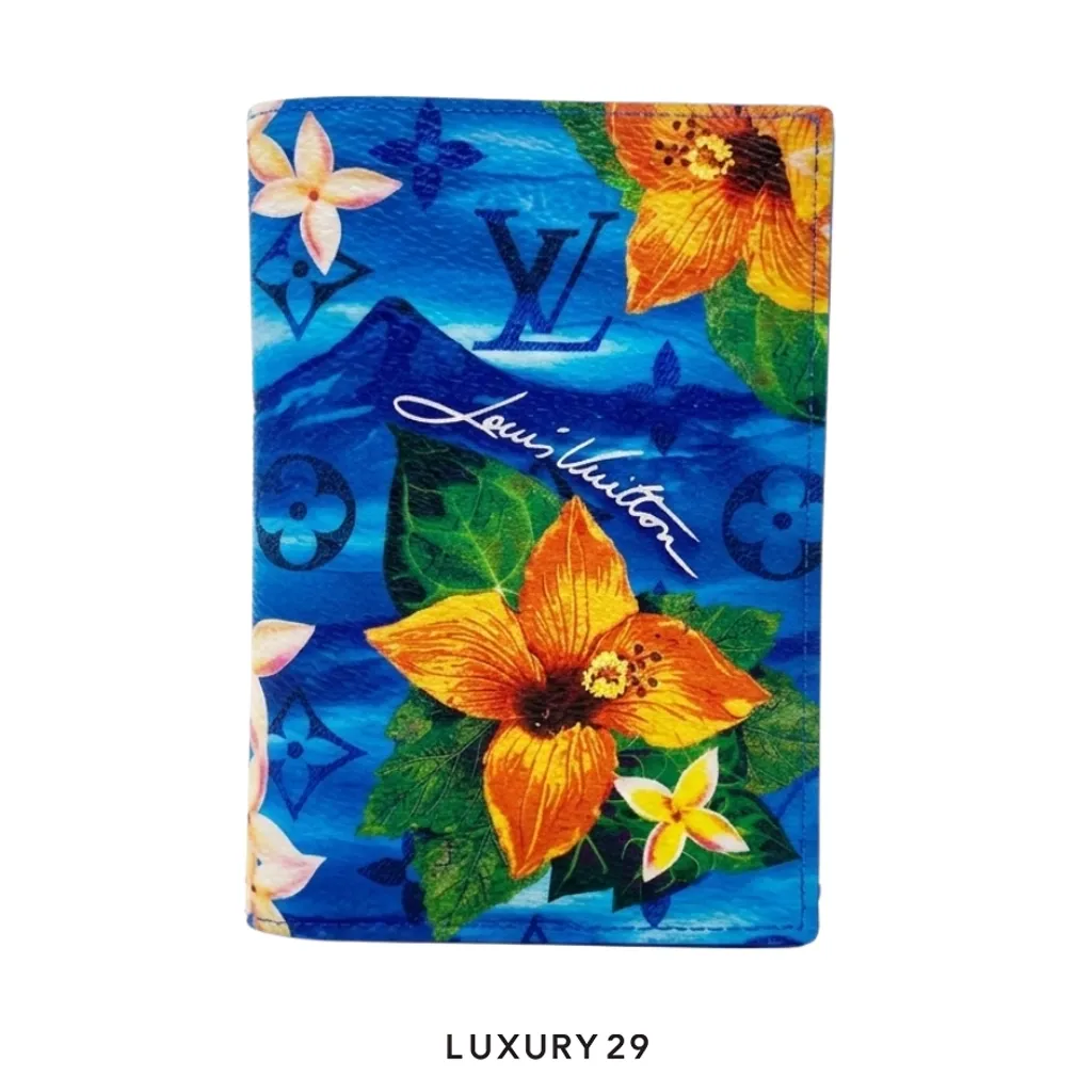 Louis Vuitton LV Passport cover Bright Blue(Small, Blue)