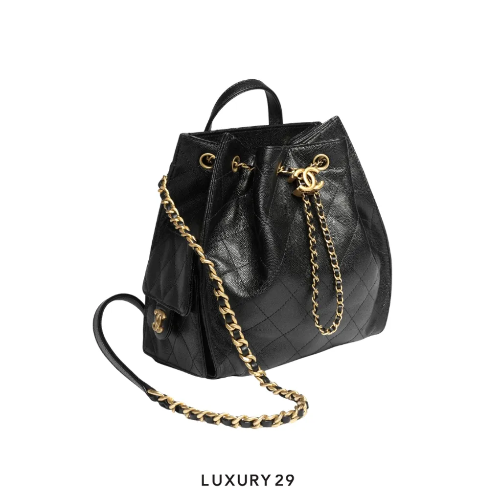 Chanel 25 Medium Backpack Grained Calfskin & Gold-Tone Metal Black(Medium, Black)