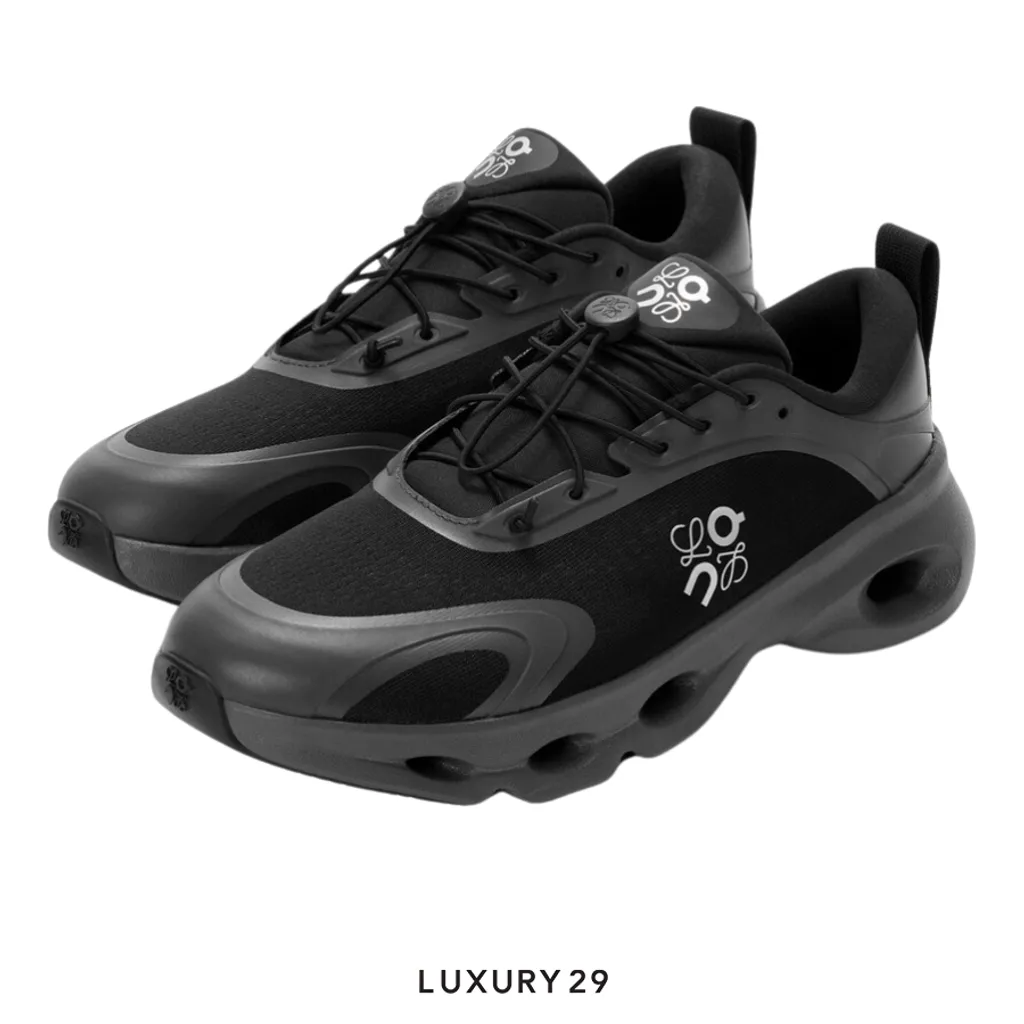On X Loewe Cloudsolo Polyster Black(42, Black)