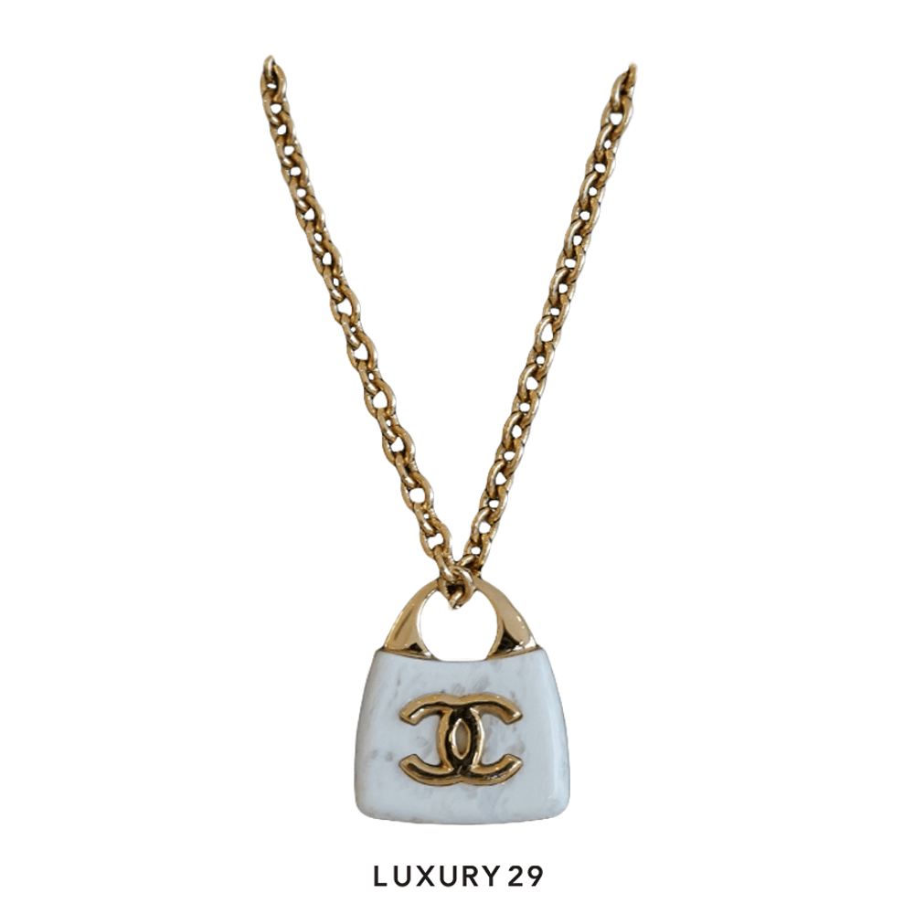 Chanel Necklaces & Pendants(Free Size, White)
