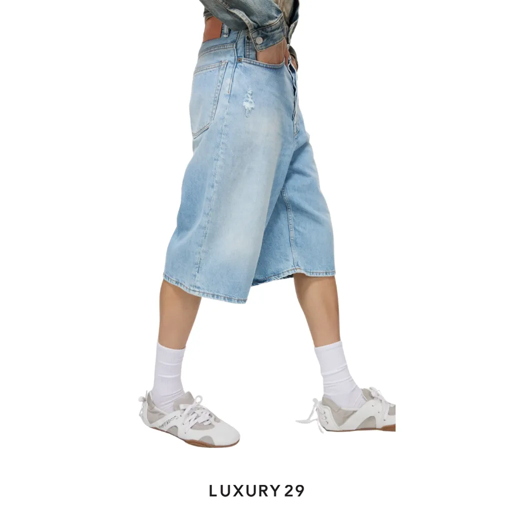Acne Studios Denim shorts - Loose fit Mid Blue(52, Blue)