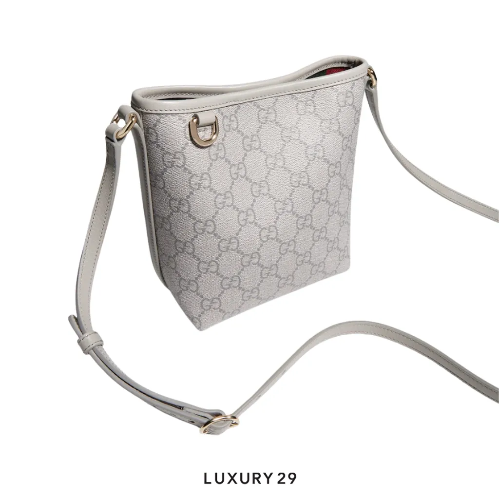 Gucci GG Emblem nano bucket bag(Medium, Grey)