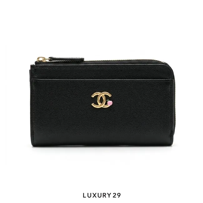 Chanel Card holder Grained goatskin leather combined with gold-tone metal and enamel Black