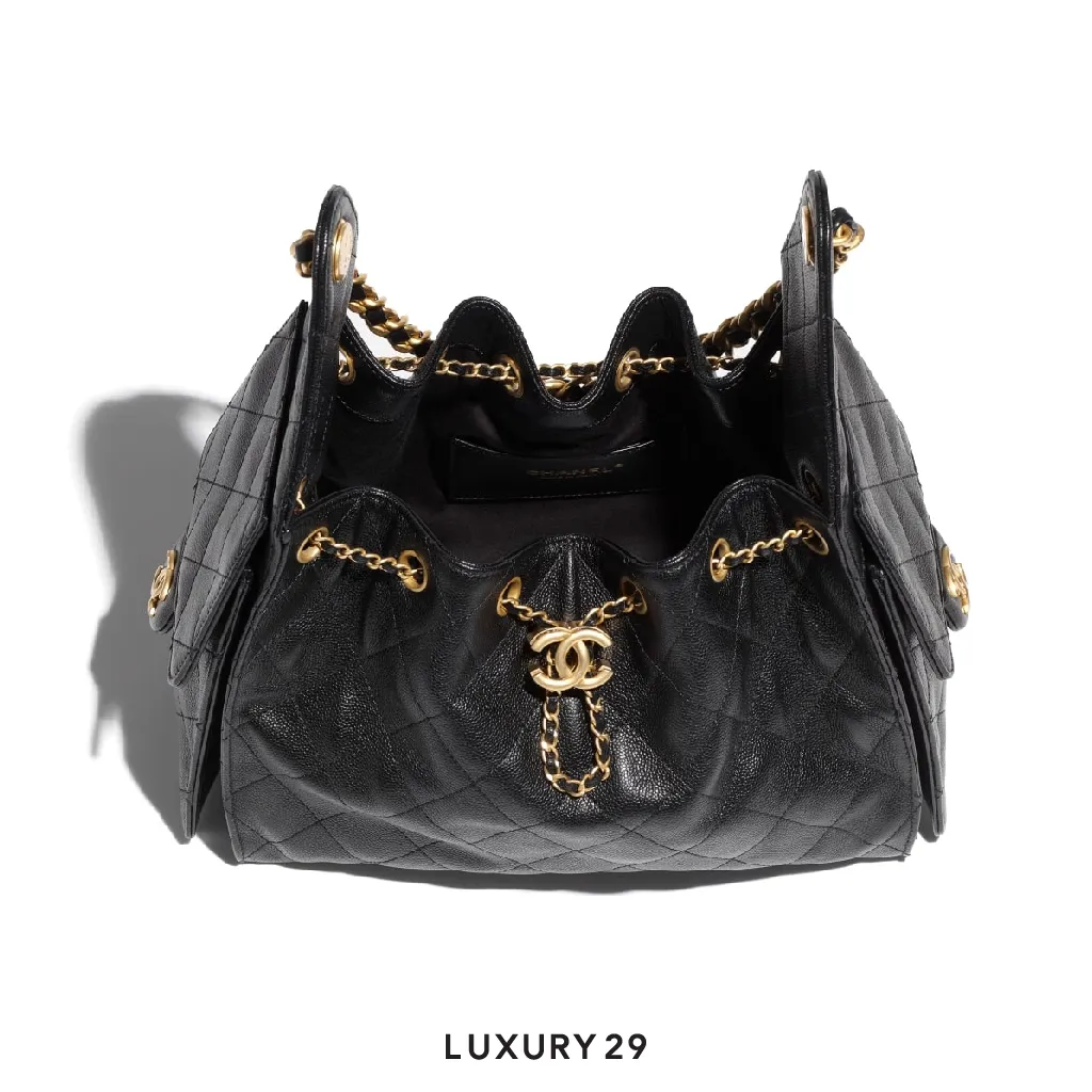 Chanel 25 Small Handbag Grained Calfskin & Gold-Tone Metal Black(Small, Black)