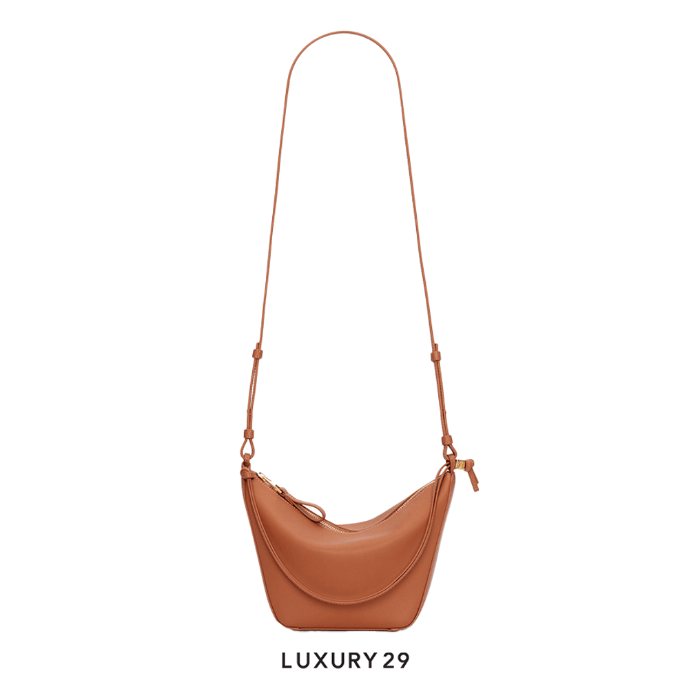 ショルダーバッグ・ポシェット LOEWE HAMMOCK HOBO BAG MINI BROWN Mini Hammock Hobo in raffia and calfskin Brown - LOEWE